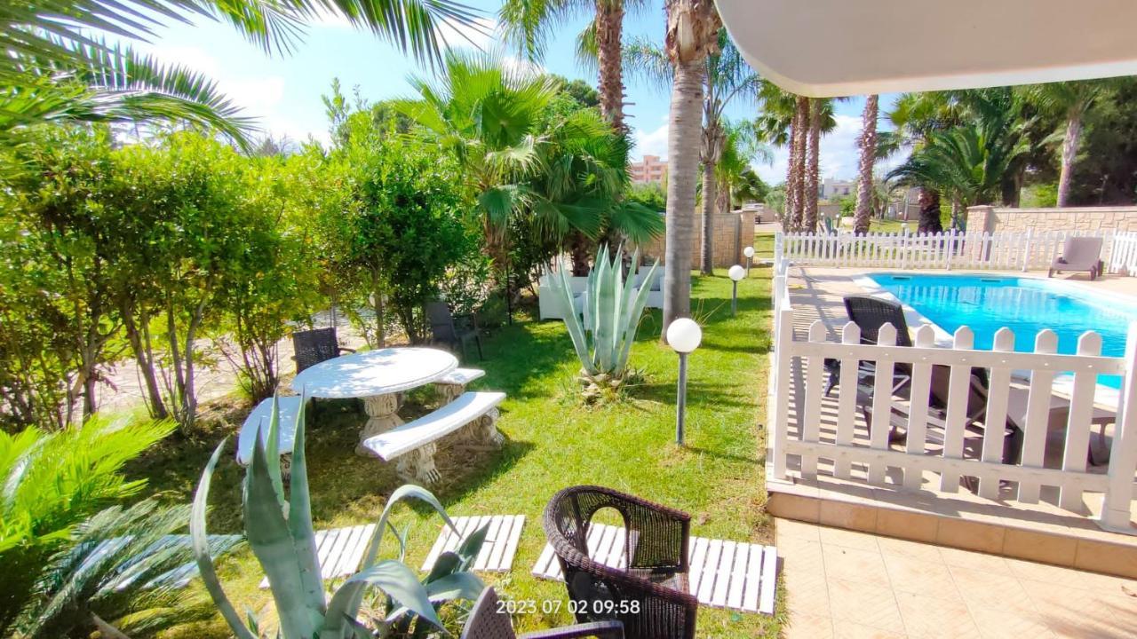 Вилла Pupillo Casa Vacanza Франкавилла-Фонтана Экстерьер фото